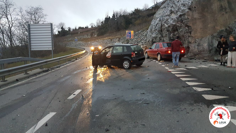 Verkehrsunfall Brücke Susten-Leuk
